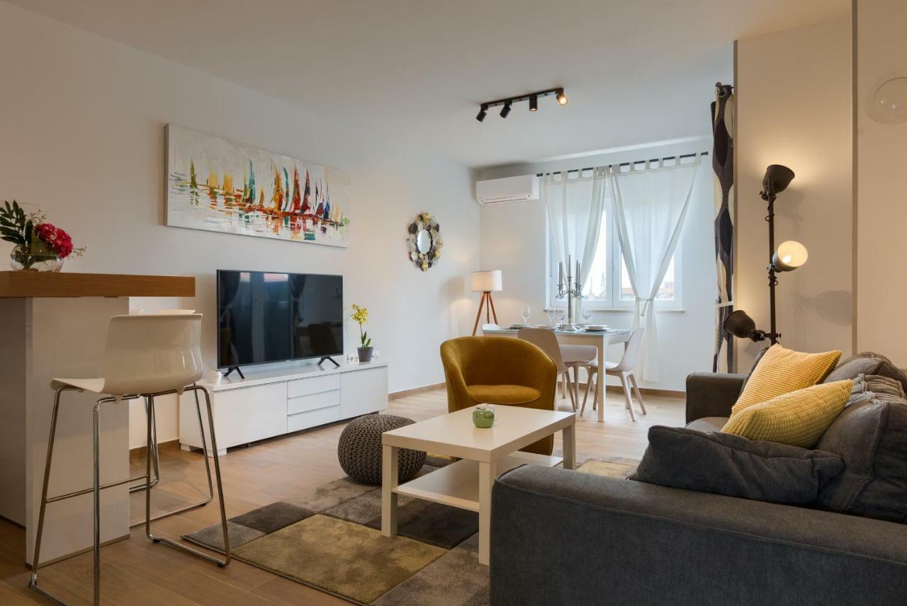 Apartments Dream In Arena 2 Pula Center Free Parking Exteriér fotografie